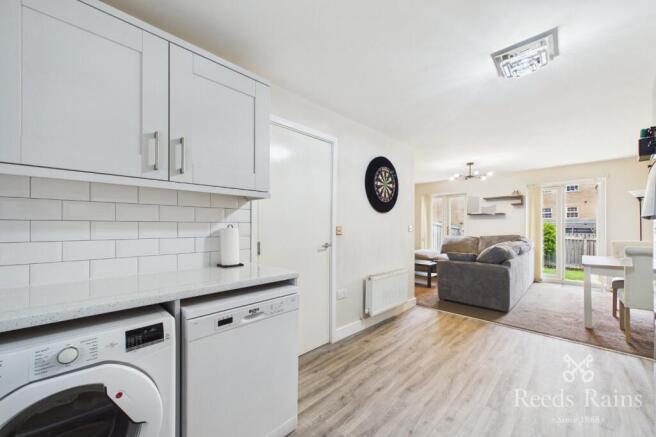 3 bed Terraced for sale Image 7