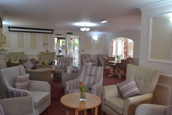 RESIDENTS LOUNGE