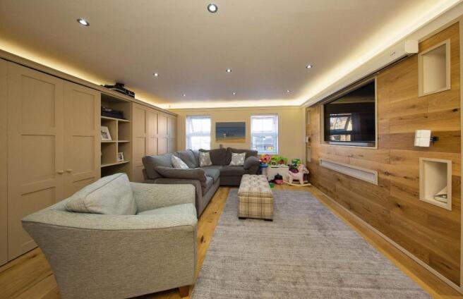 29 Usk Rd 0415.jpg