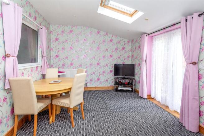 Bedroom/Reception