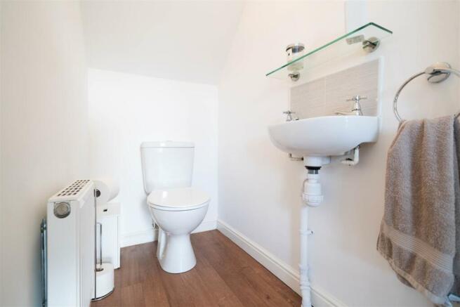 Downstairs Toilet.jpg