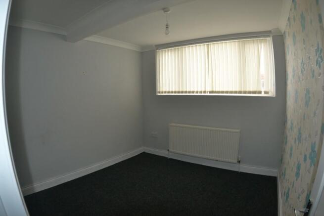 2 bed Flat to rent Image 4