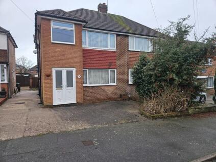 Cedar Close, Walsall