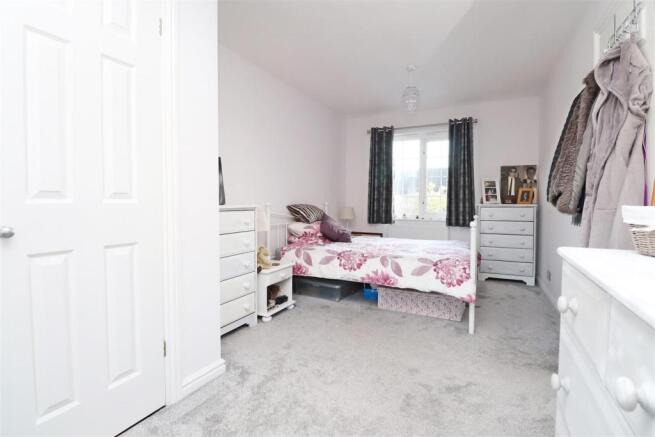 PD bedroom 2.JPG