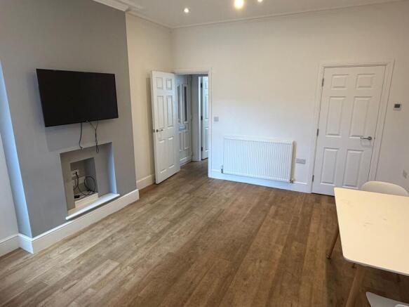 4 bed Terraced for sale Image 7
