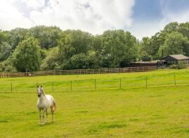 Oakfield House, Wykehurst Lane, Ewhurst, Cranleigh GU6 7PF