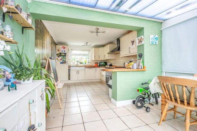 Kitchen / Dining Room