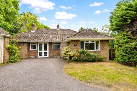 Downview Close, Hindhead, Surrey, GU26