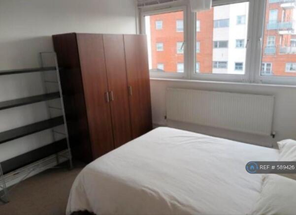 Bedroom. 2