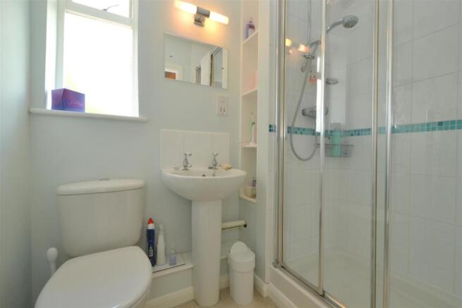 ensuite.JPG