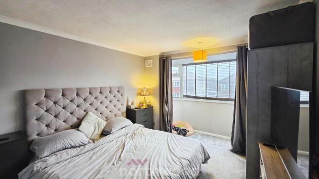 3 bed Semi-Detached for sale Image 5