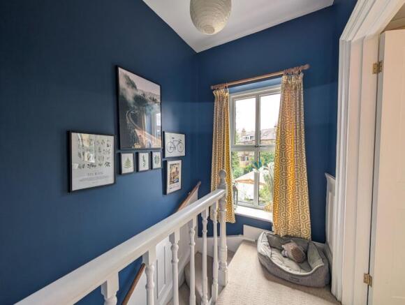 4 bed Terraced for sale Image 12