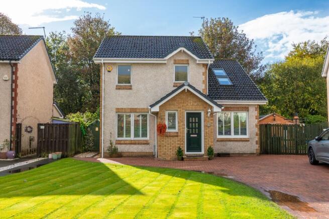 4-bed detached on Calico Way, Lennoxtown, G66, £295,000