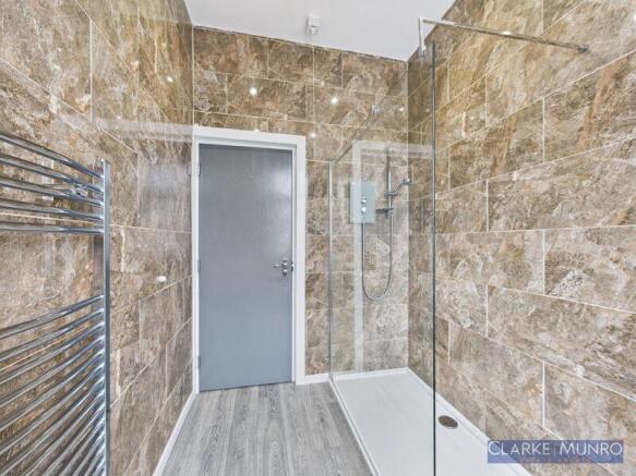 6 bed House Share to rent Image 9