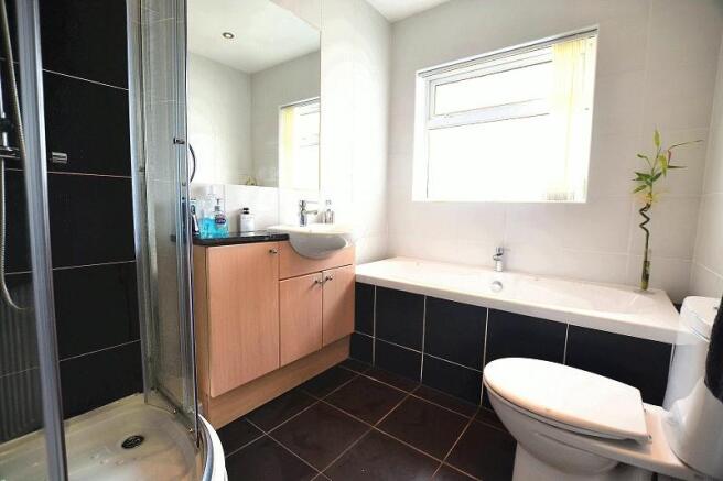 Bathroom/Shower room