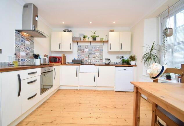 Kitchen/Breakfast Room