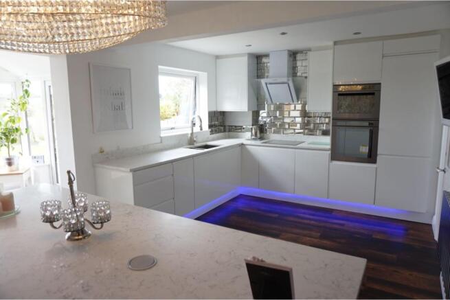 Kitchen / Diner