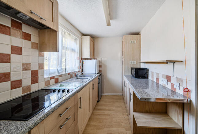 1439237-8-69ce9dc...