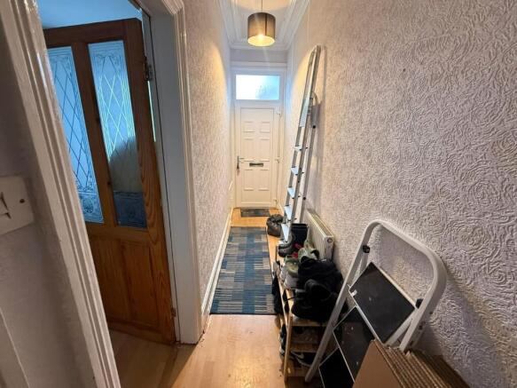 Entrance Hallway.jpeg