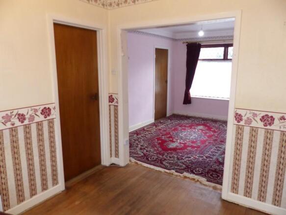 Lounge/Dining Room