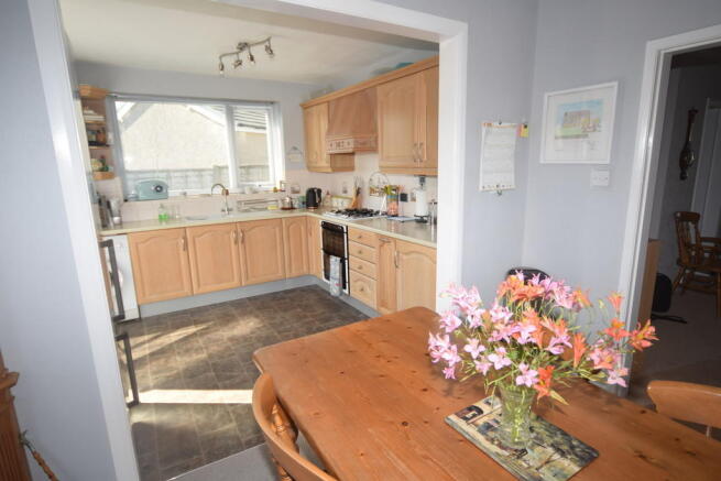 DINING AREA TO KI...
