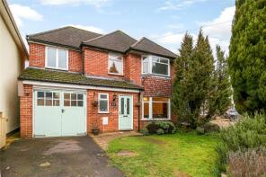 25, Balmoral Road, Salisbury SP1 3PX