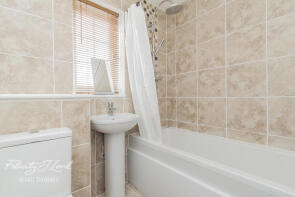 40, Lavender Road, London SE16 5DZ