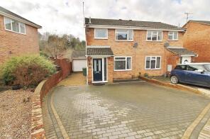 10, Well Copse Close, Horndean, Waterlooville PO8 0HB