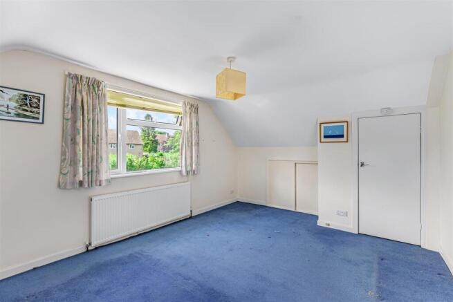 3 bed Link Detached House for sale Image 11