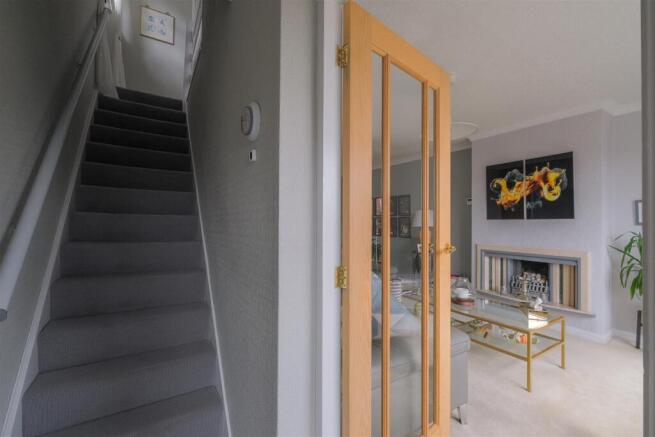 3 bed Town House for sale Image 4