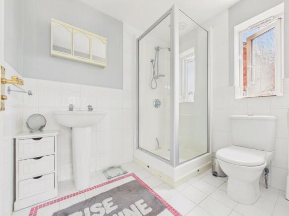 3 bed Semi-Detached for sale Image 10