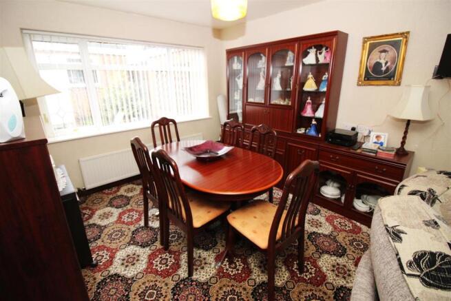 dining room.JPG