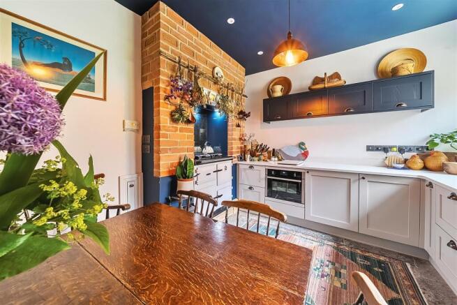 Kitchen / Breakfast Room