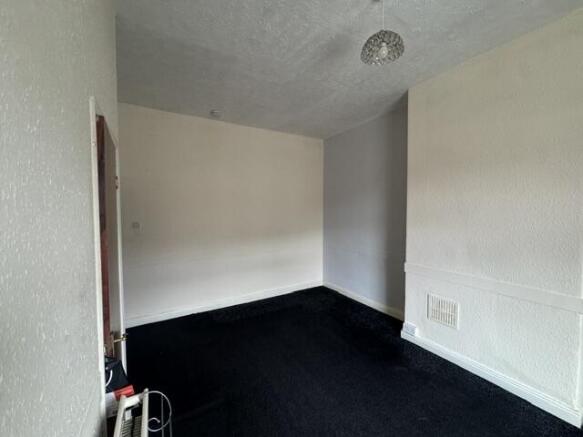 1 bed Apartment to rent Image 10