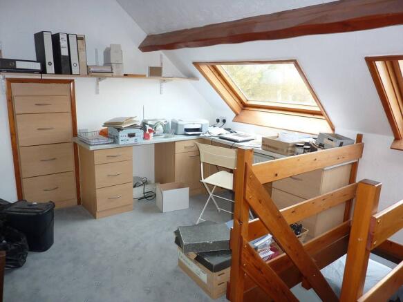 Photo 12