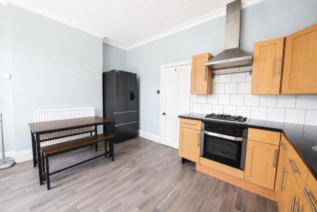 Kitchen (2)