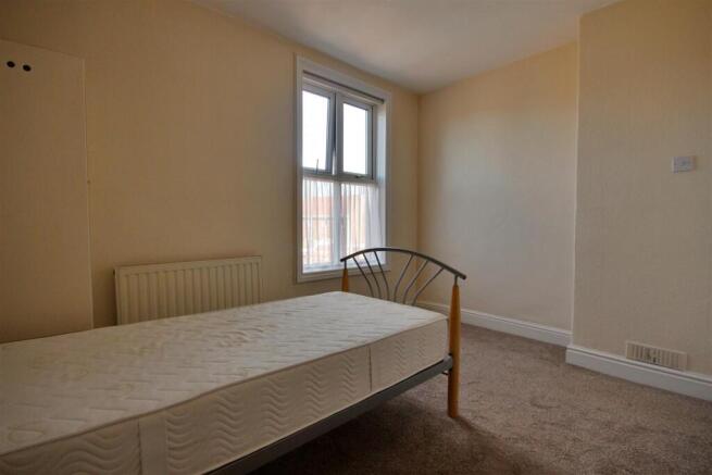2 bed Terraced for sale Image 11