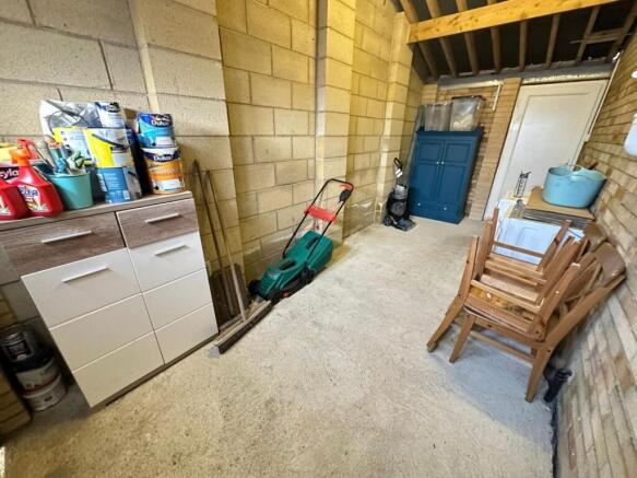 garage