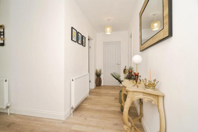 3 bed Detached Bungalow for sale Image 6