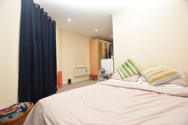 1 bed Apartment to rent Image 8