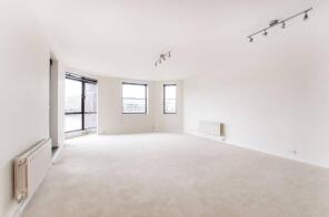 8, 20 Riverside Court, Nine Elms Lane, London SW8 5DB