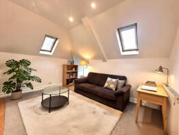 Flat 5, 18, Wolverton Gardens, Ealing W5 3LJ