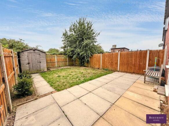 3 bed Semi-Detached for sale Image 10