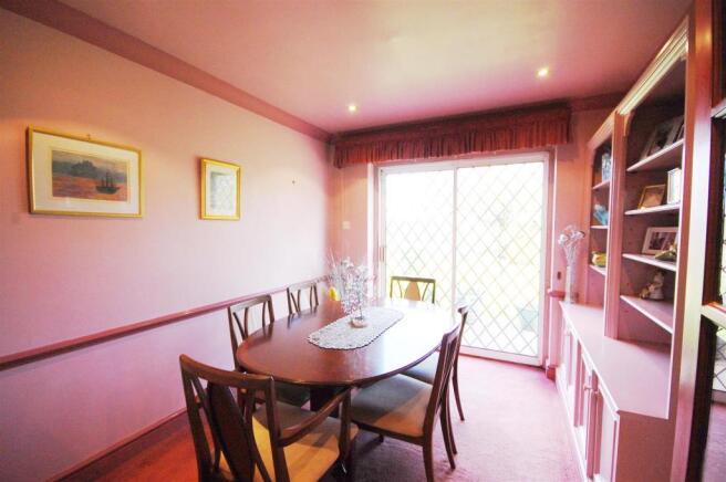 Dining room .jpg