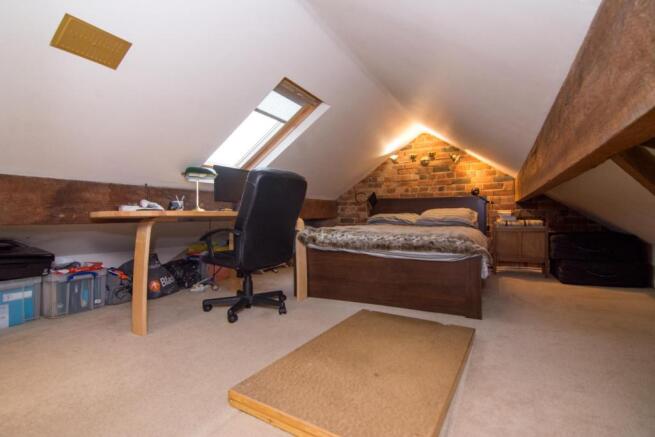 OCCASIONAL LOFT ROOM