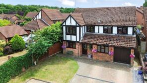 36, Peel Avenue, Frimley, Camberley GU16 8YT