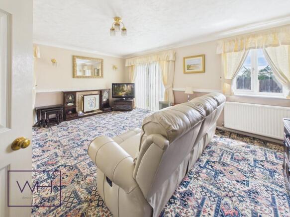 3 bed Detached Bungalow for sale Image 11