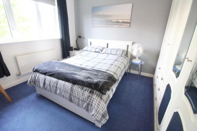 DOUBLE BEDROOM 2