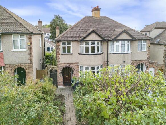 3-bed semi-detached on Brent Lane, Dartford, Kent, DA1, £400,000