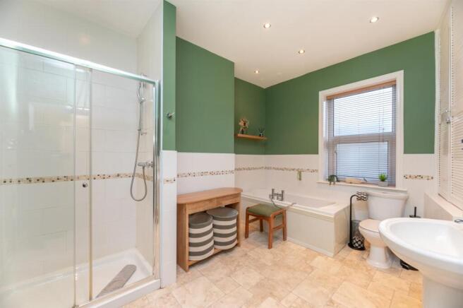 3 bed End of Terrace for sale Image 4